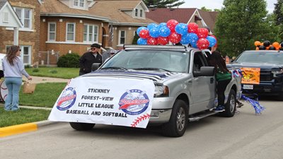 Stickney/Forestview Baseball Soccer Parade 2025